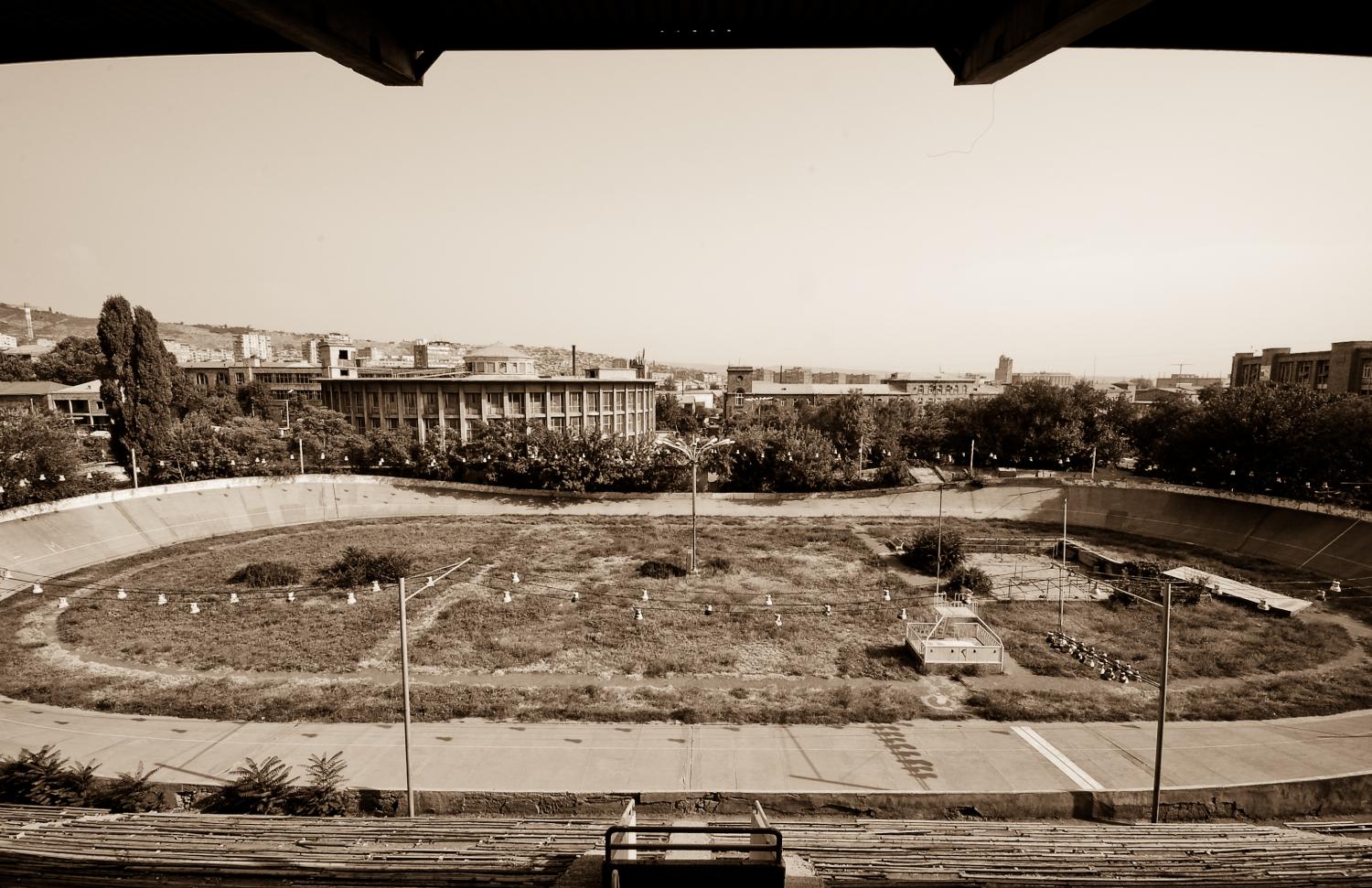 Yerevan_old_Velodrom_and_old_circus_building.jpg